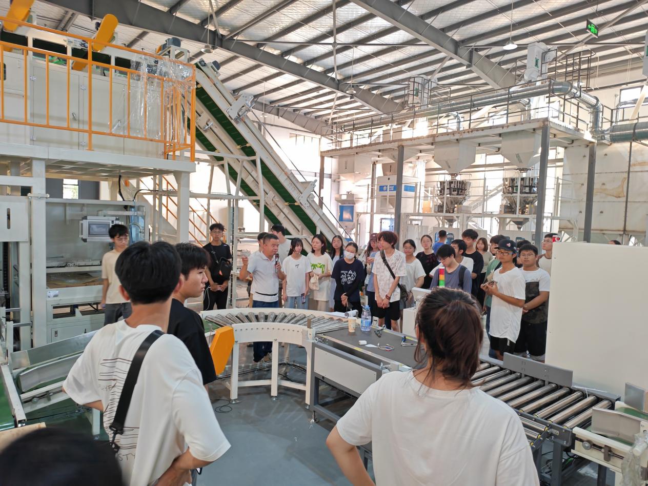 图片2.jpg 图片2.jpg